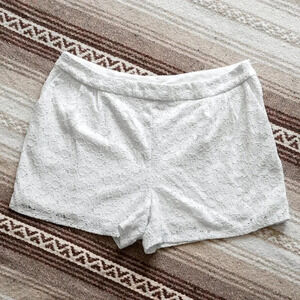 AMBAR DRESS SHORTS SZ 14 WHITE LACE EYELET SIDE ZIP LINED WITH POCKETS